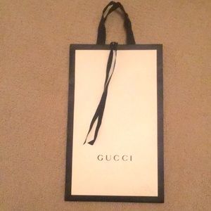 🔥AUTHENTIC🔥 GUCCI Gift Paper Bag 9” x 15-1/2” x 5-1/2”